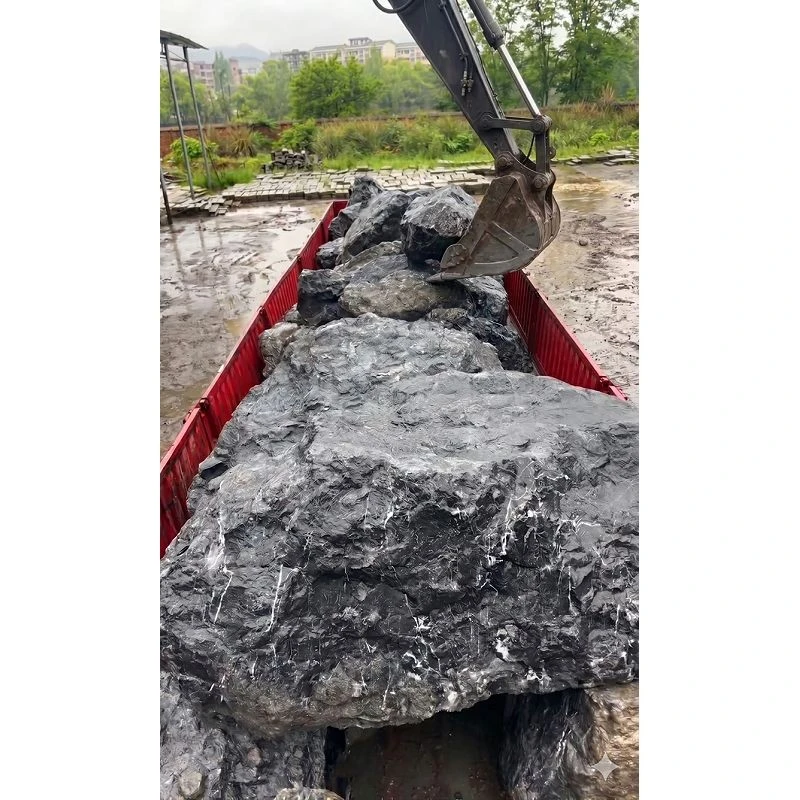 loading-granite-landscaping-boulders