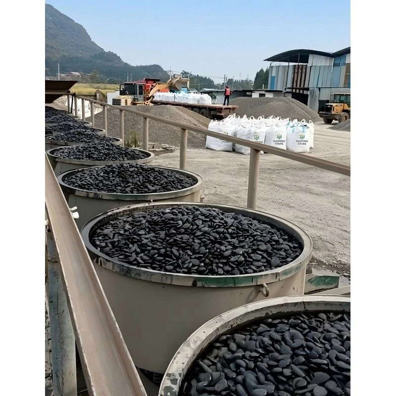 wholesale-landscaping-pebbles-pallets.jpg
